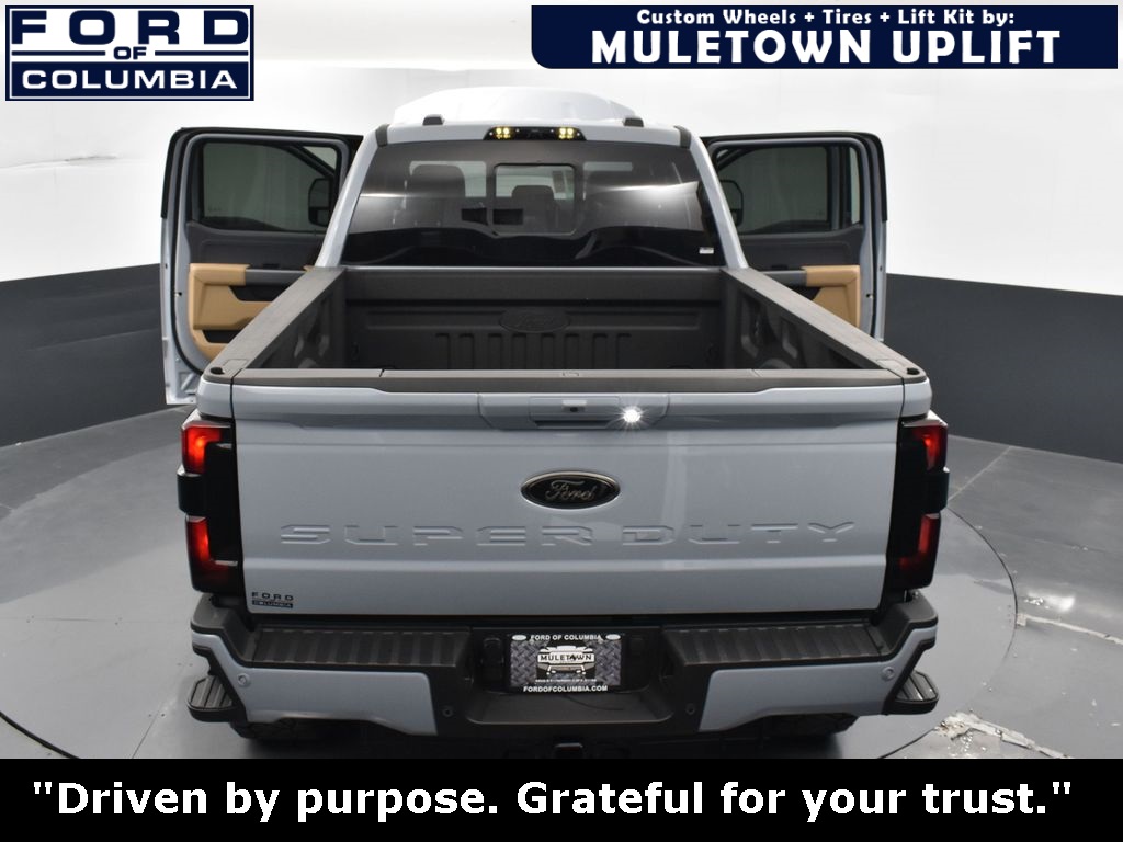 Vehicle image 31 of 43