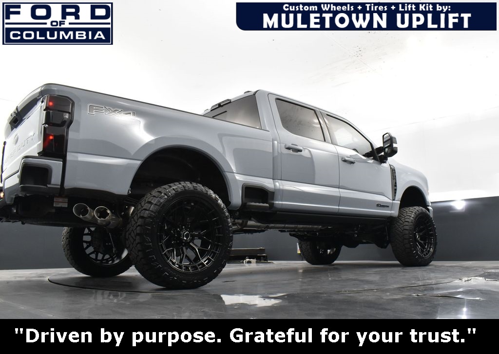 Vehicle image 27 of 43