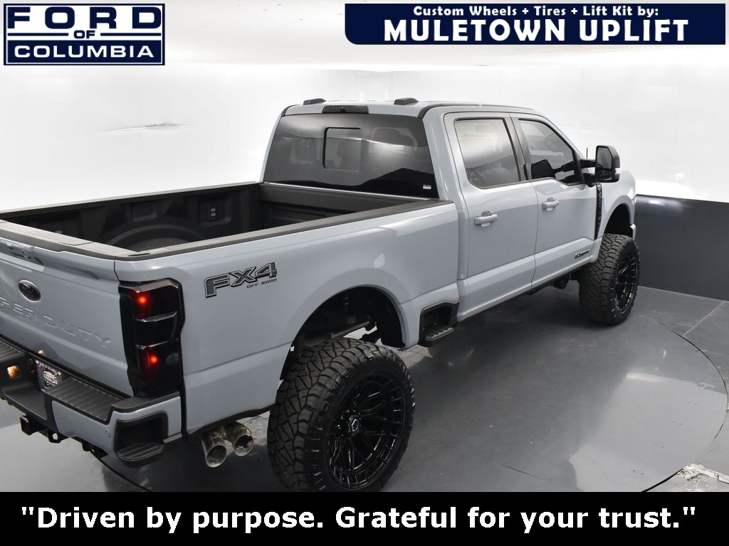 Vehicle image 18 of 43