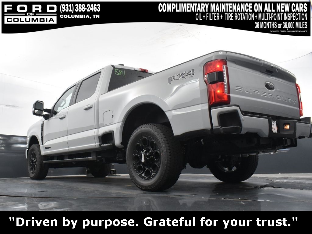 Vehicle image 21 of 44