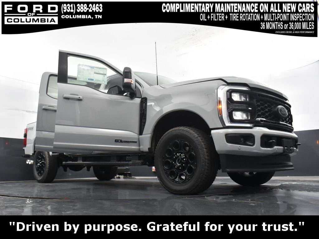 Vehicle image 16 of 44