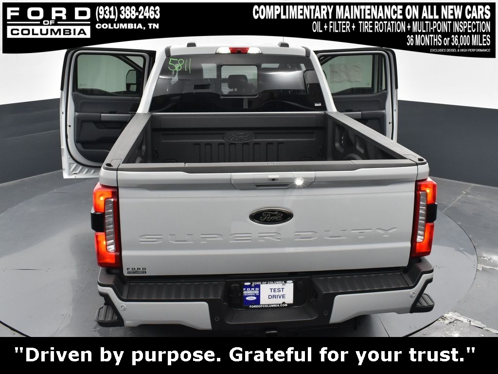Vehicle image 27 of 44