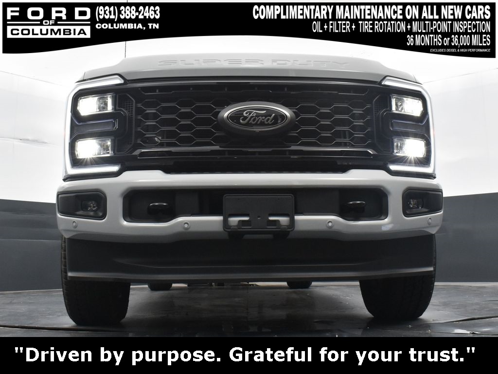 Vehicle image 8 of 44
