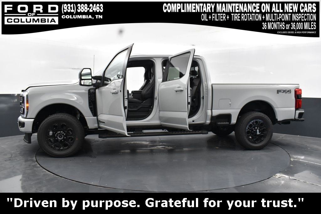 Vehicle image 31 of 44