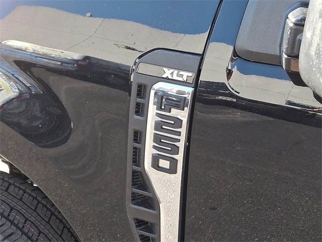 Vehicle image 9 of 9
