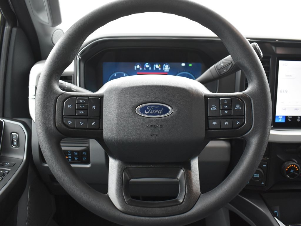 2025 Ford F-350 XLT Image 37 of 43