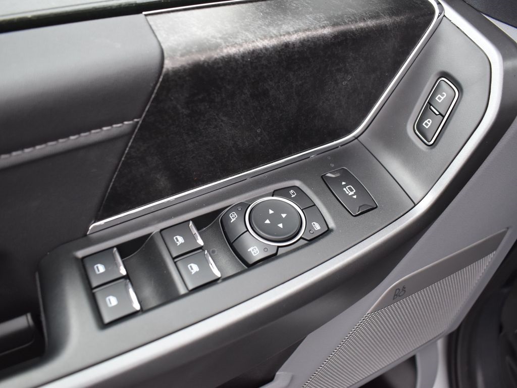 2025 Ford F-350 XLT Image 41 of 43