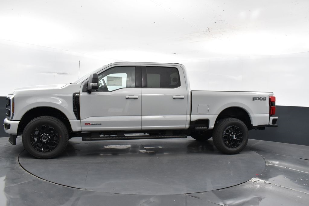2025 Ford F-350 XLT Image 29 of 43