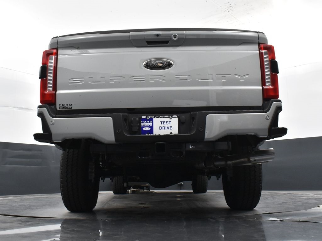 2025 Ford F-350 XLT Image 25 of 43