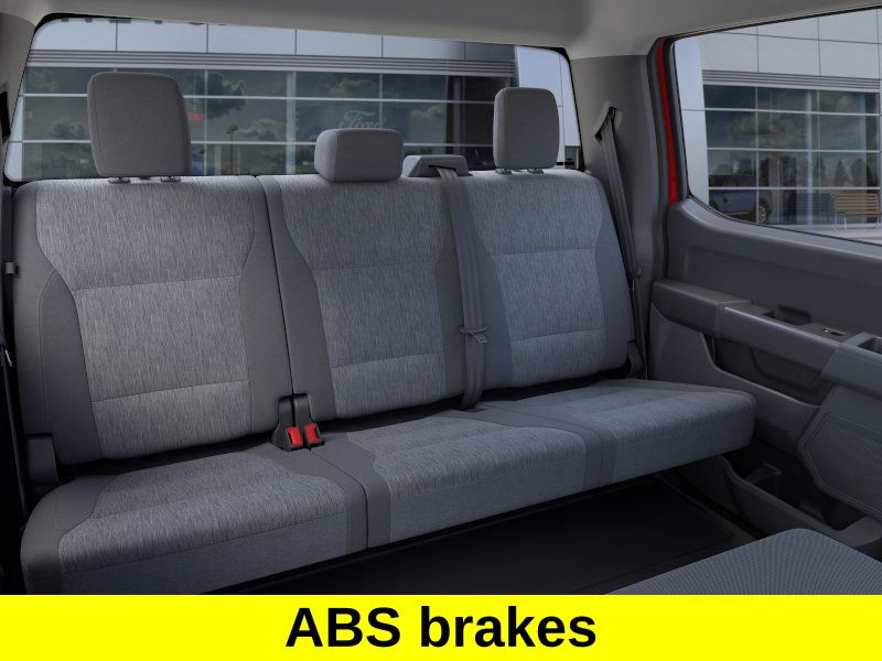 Vehicle image 10 of 23