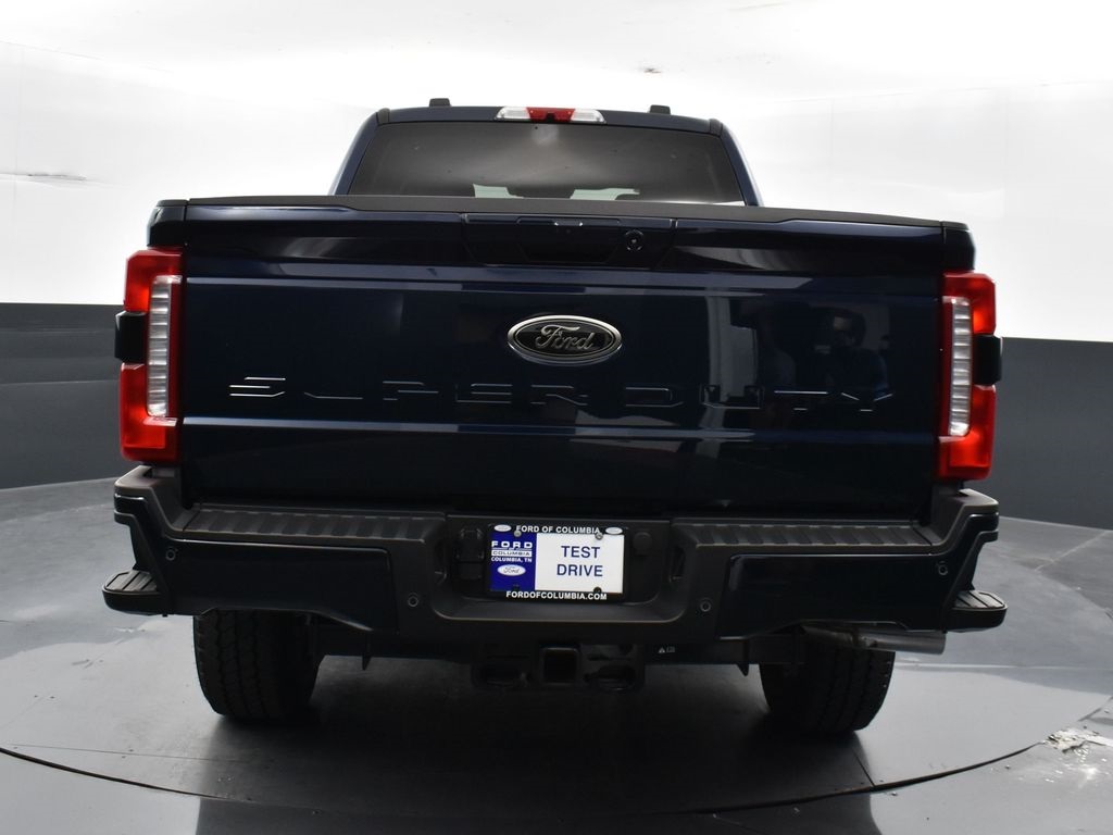 2025 Ford F-350 XLT Image 24 of 43