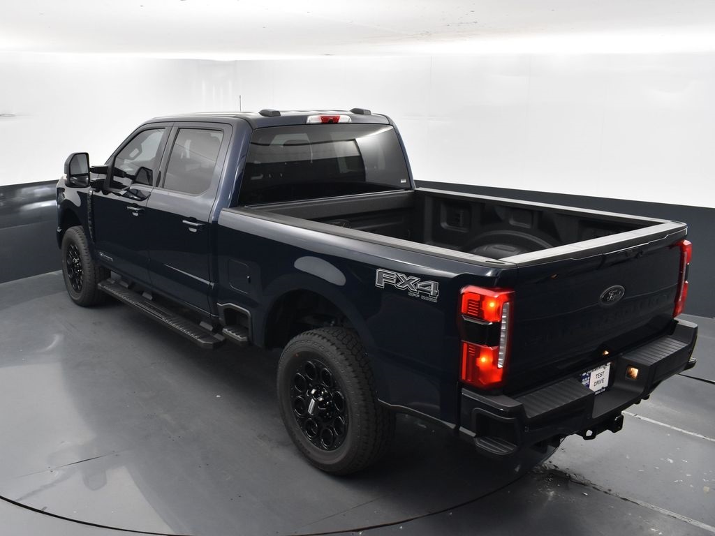 2025 Ford F-350 XLT Image 26 of 43