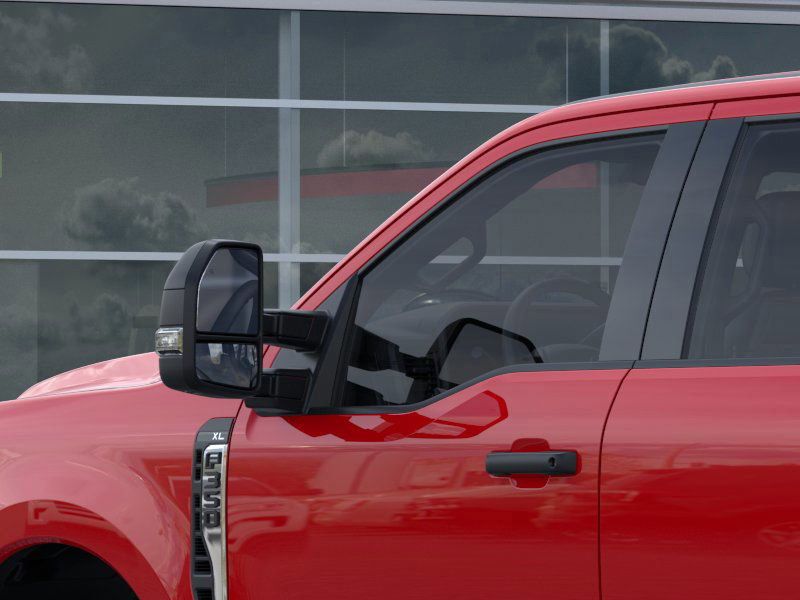 Vehicle image 16 of 23