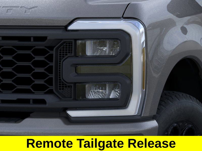 Vehicle image 17 of 23