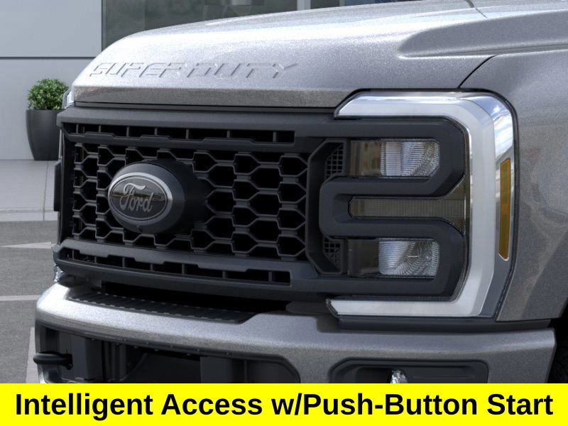 Vehicle image 20 of 23