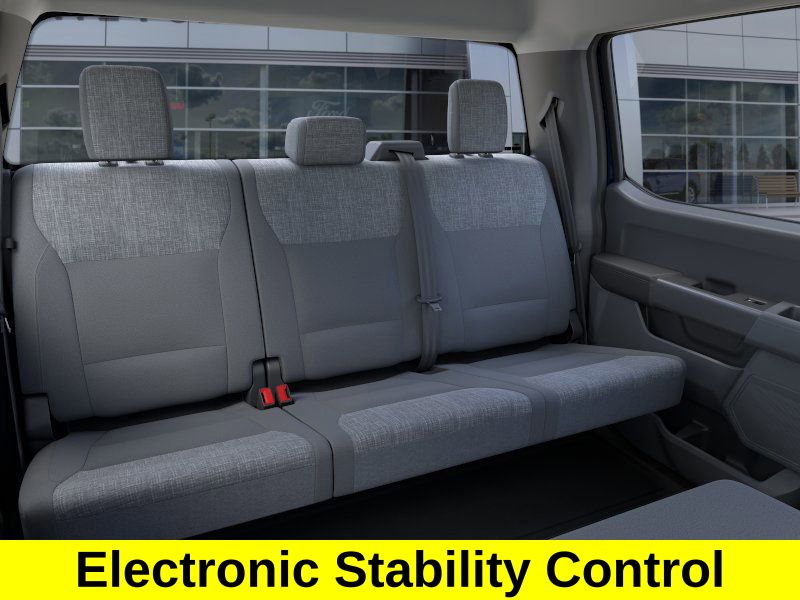 Vehicle image 11 of 23