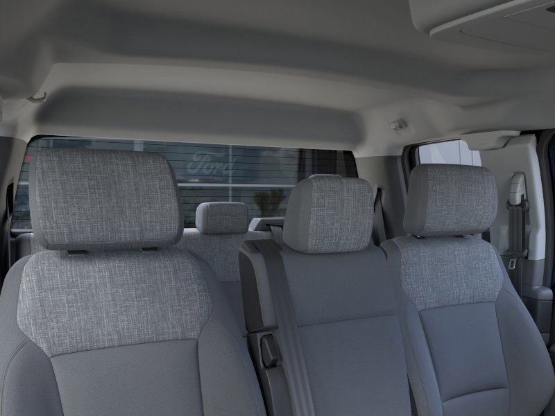 Vehicle image 11 of 23