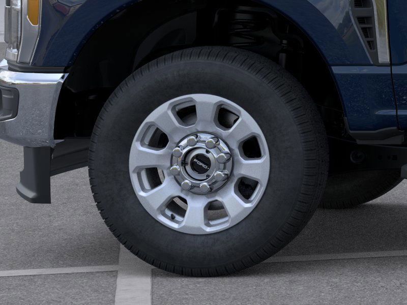Vehicle image 9 of 23