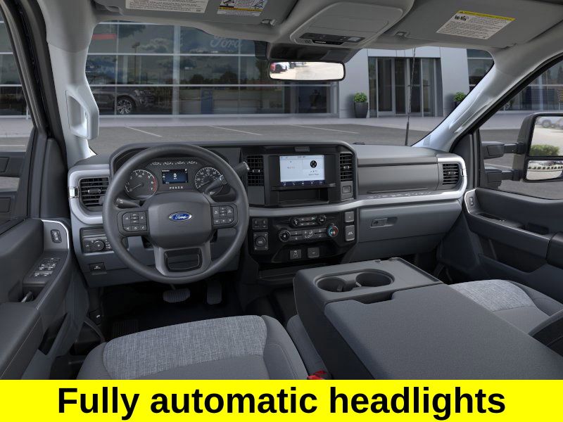 Vehicle image 13 of 23