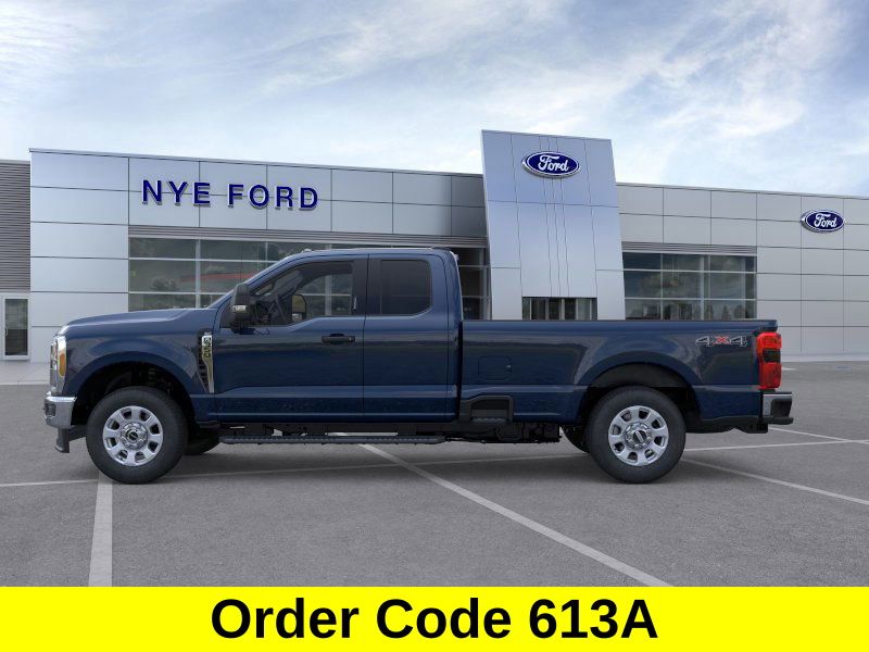 Vehicle image 8 of 23