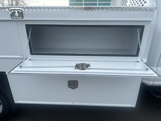 Vehicle image 12 of 48