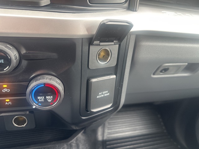 Vehicle image 44 of 48