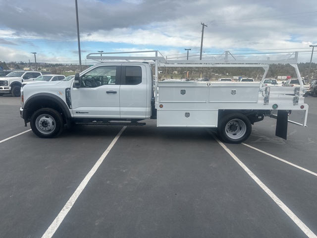 Vehicle image 10 of 48