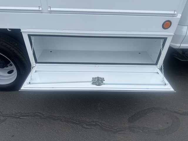 Vehicle image 14 of 48