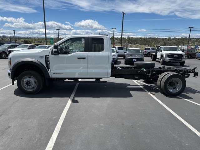 Vehicle image 6 of 44