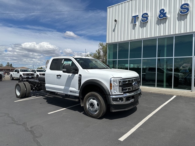 Vehicle image 3 of 44