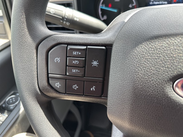 Vehicle image 24 of 44