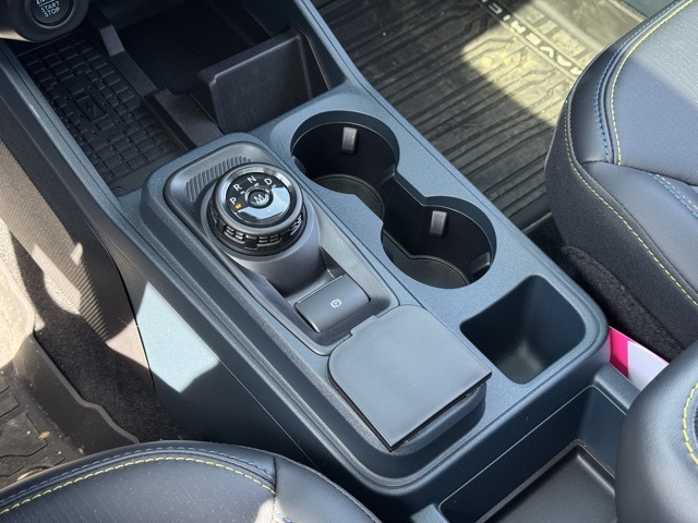 Vehicle image 13 of 44