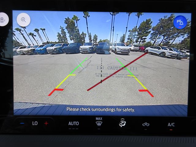 Vehicle image 19 of 27