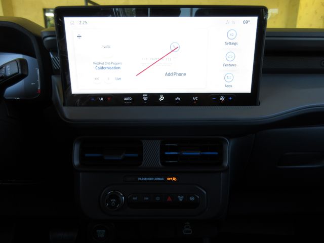 Vehicle image 18 of 27