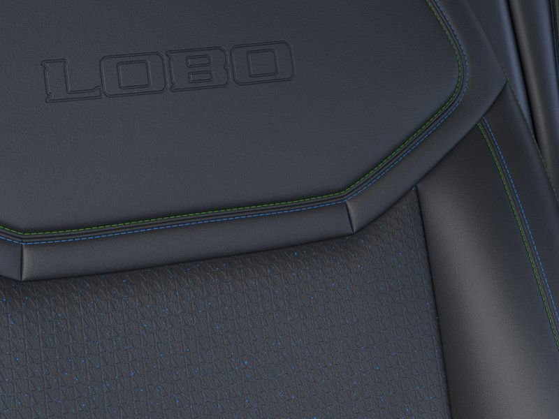 Vehicle image 20 of 23