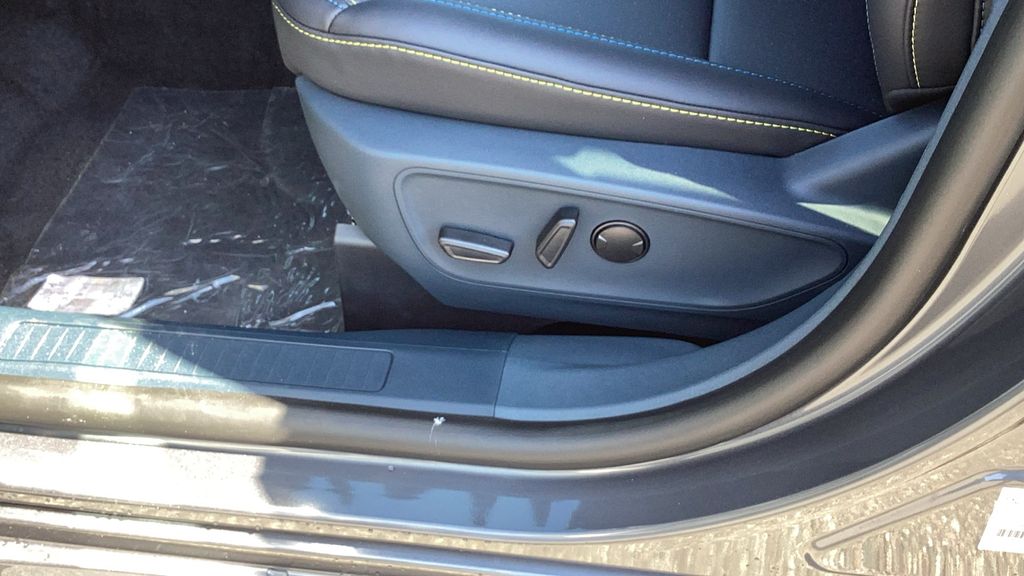 2025 Ford Maverick Lobo Standard Image 25 of 26