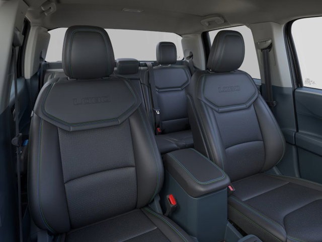 Vehicle image 10 of 24