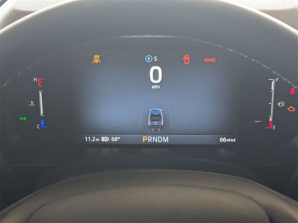 Vehicle image 9 of 24