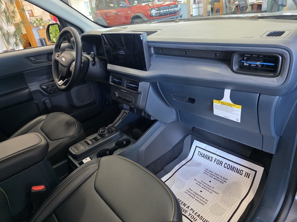 Vehicle image 19 of 27