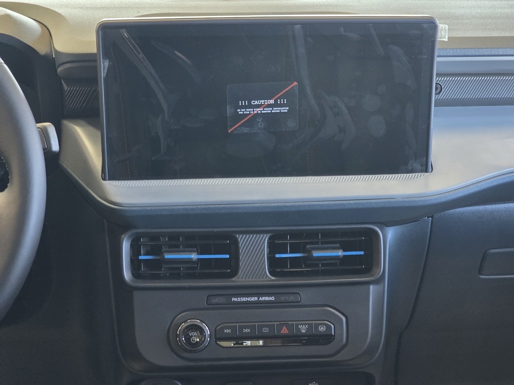 Vehicle image 23 of 27