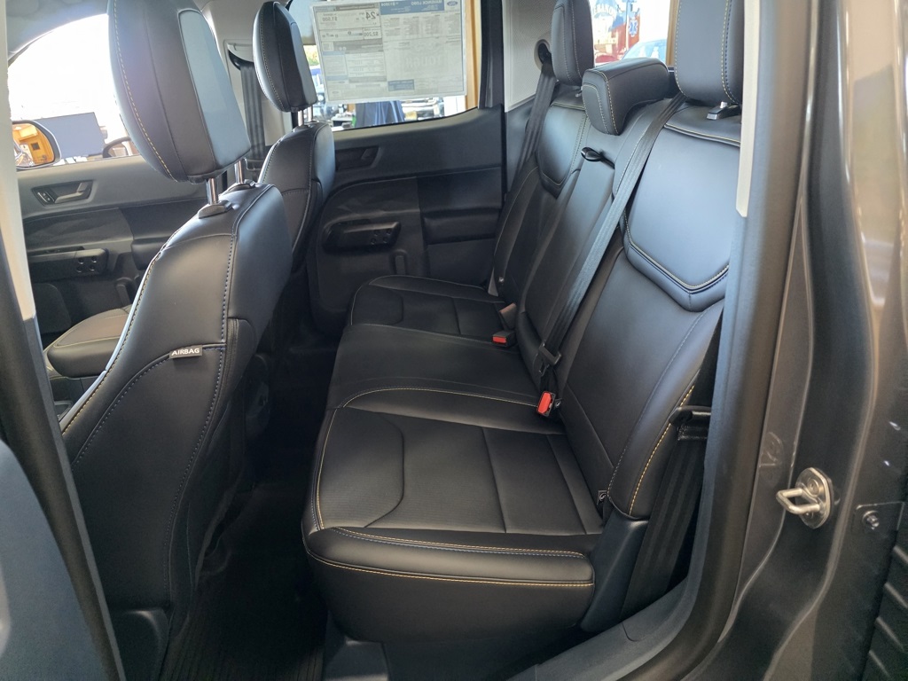 Vehicle image 15 of 27