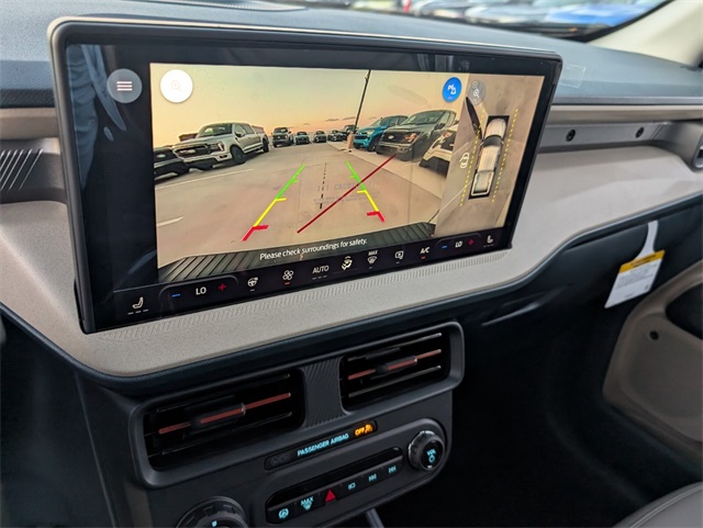 2025 Ford Maverick Lariat Image 9 of 16