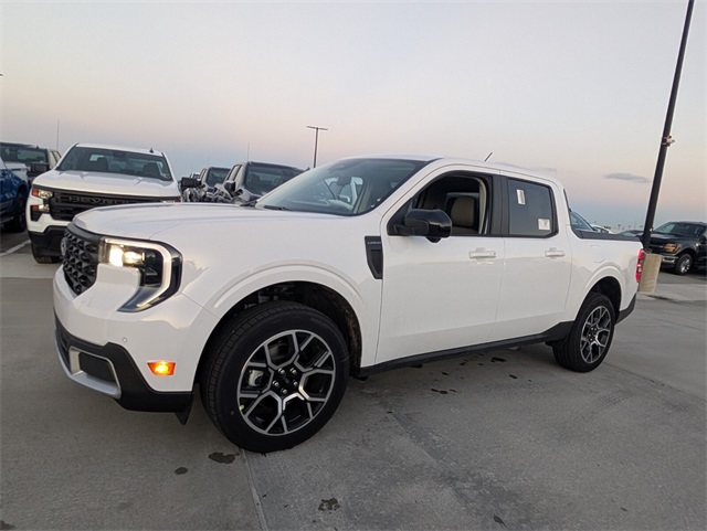 2025 Ford Maverick Lariat Image 1 of 16