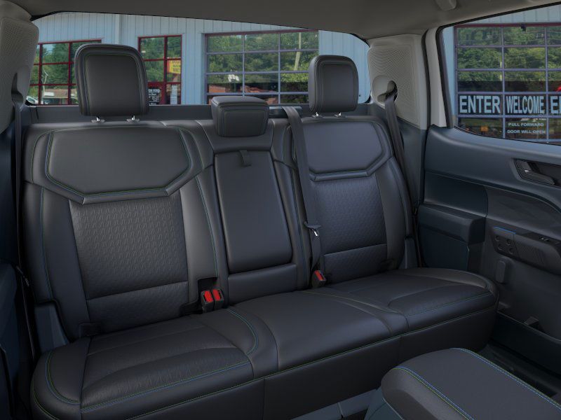 Vehicle image 11 of 24