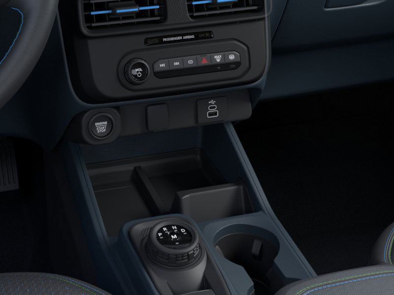 Vehicle image 18 of 24