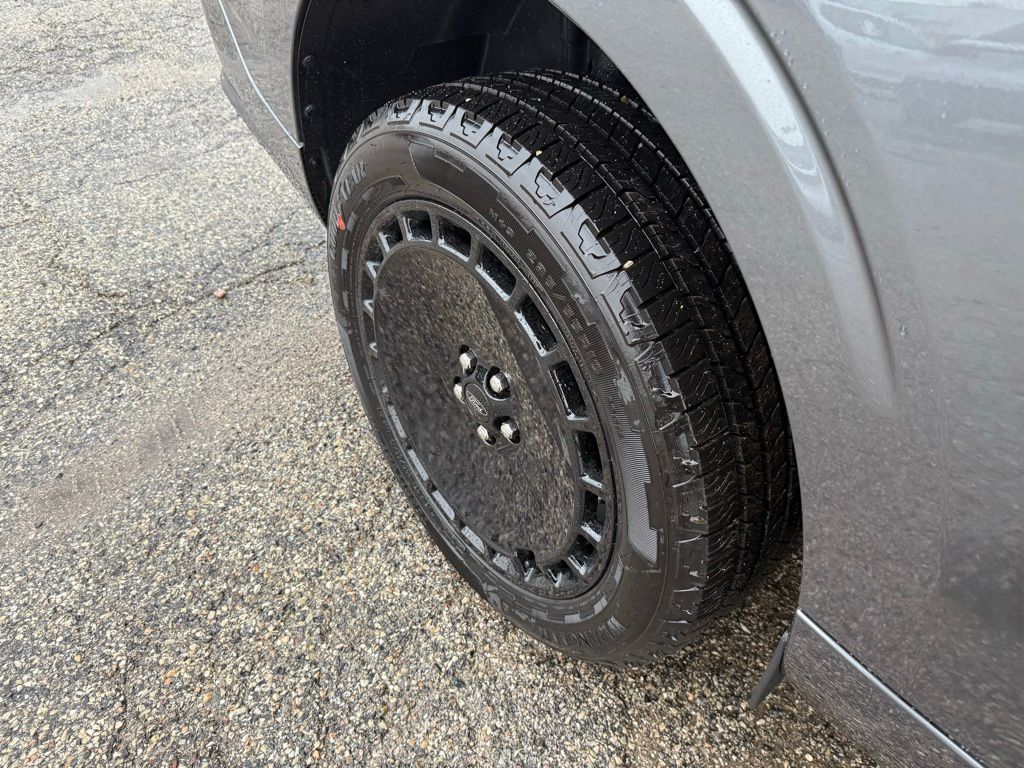 2025 Ford Maverick Lobo High Image 10 of 53