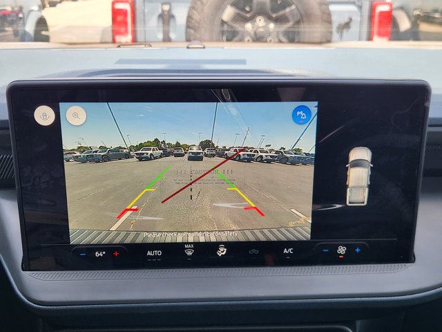 Vehicle image 12 of 21