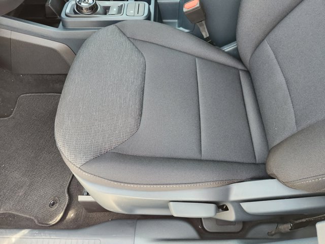 Vehicle image 16 of 21