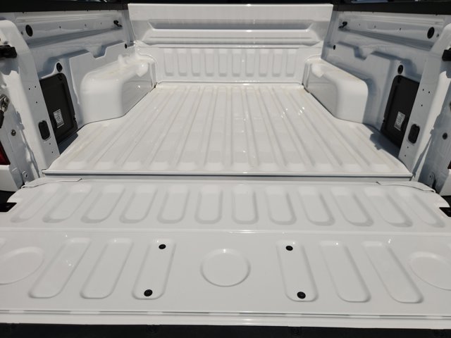 Vehicle image 21 of 21
