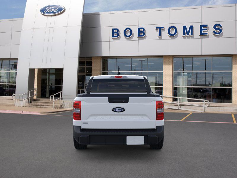 Vehicle image 4 of 39